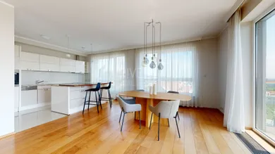 Na prenájom 2-izbový byt, Bratislava-Staré Mesto, Mudroňova