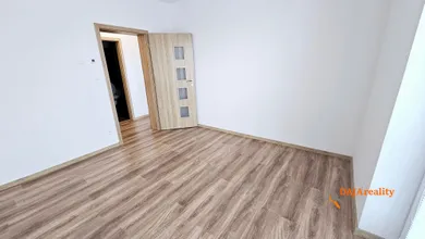 Na prenájom 2-izbový byt, Sereď, Strednočepeňská