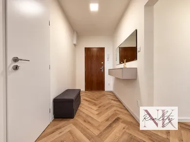 Na predaj 3-izbový byt, 72 m², Levice, Perecká ul.