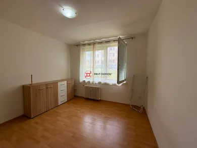 Na predaj byt v Hlohovec · €90 000 · Čiastočná rekonštrukcia