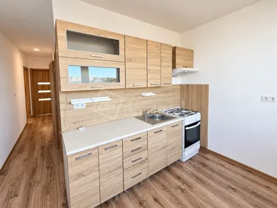 Byty na prenájom 2-izbový, Šaľa · €550
