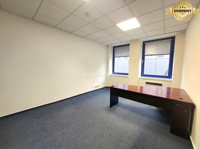 Na prenájom komerčné, 19 m², Banská Bystrica, Janka Kráľa