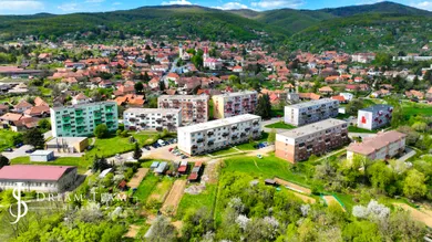 Na predaj pozemok, Pukanec