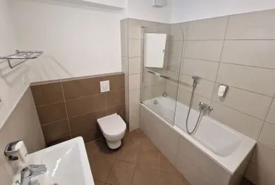 Na predaj 2-izbový byt, 48 m², Bratislava-Staré Mesto, Žilinská