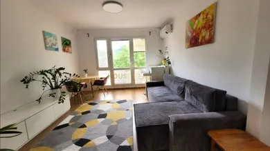 Byty na prenájom 3-izbový, Bratislava-Nové Mesto · €900
