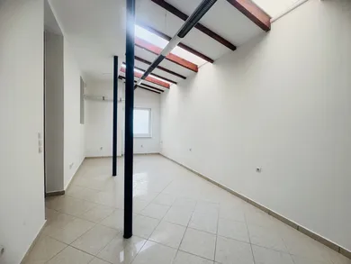 Na prenájom komerčné, 80 m², Žilina, Mariánske námestie