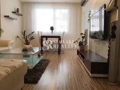 Na predaj 3-izbový byt, 72 m², Trnava, Tehelná ul.