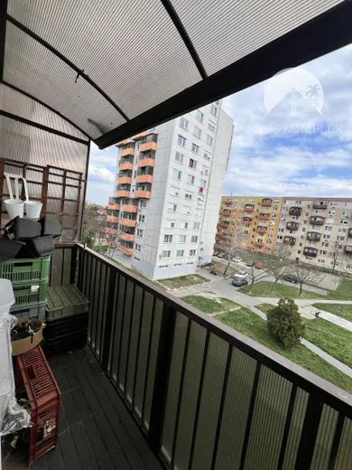 Na predaj 3-izbový byt, 75 m², Komárno, Pávia