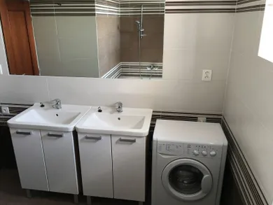 Na prenájom byt v Bratislava-Vrakuňa · €650 · Dokončené