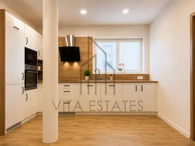 Na predaj 3-izbový byt, 81 m², Prievidza, Nábrežná