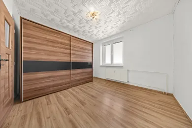Na predaj 3-izbový byt, 74 m², Senec, Kollárova