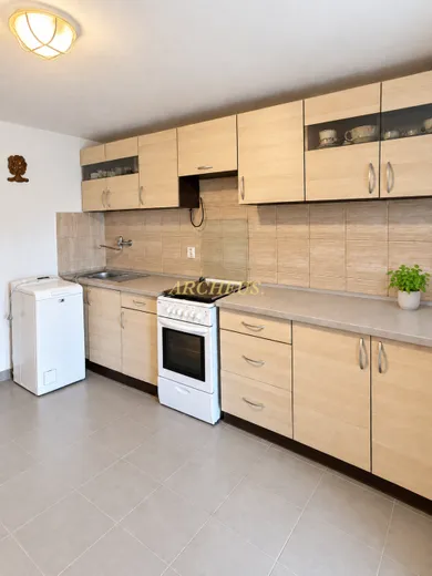 Na predaj 4-izbový dom, 120 m², Kochanovce