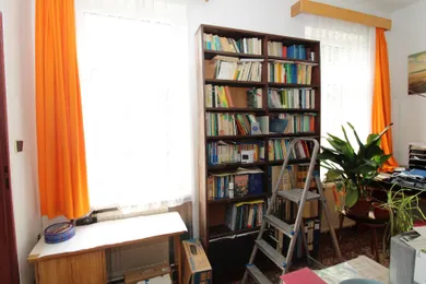Na predaj 5-izbový dom, 85 m², Piešťany, Hoštáky