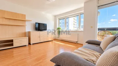 Na predaj 2-izbový byt, 66 m², Bratislava-Ružinov, Sedmokrásková