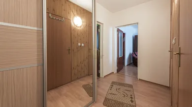 Na predaj 3-izbový byt, 66 m², Kráľovský Chlmec, Ibrányiho
