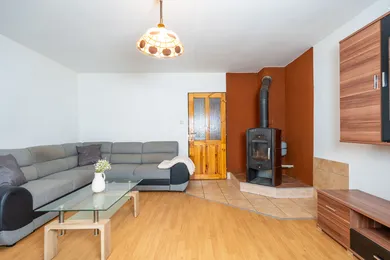 Na predaj 3-izbový dom, 120 m², Višňové, Blunárska