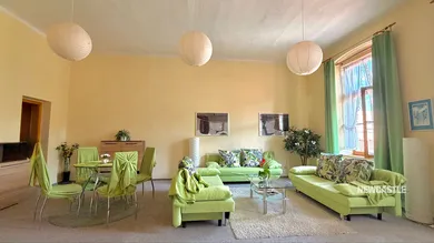 Na prenájom 2-izbový byt, 100 m², Banská Bystrica, Námestie SNP