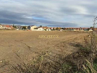 Na predaj pozemok, 669 m², Košice-Západ