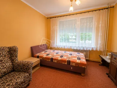 Na prenájom 3-izbový byt, 64 m², Galanta, Clementisove sady