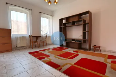 Na prenájom 1-izbový byt, 35 m², Bratislava-Rača, Alstrova