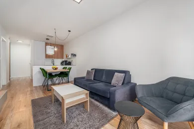 Na prenájom 2-izbový byt, 70 m², Bratislava-Ružinov, Jarabinková