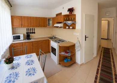 Na predaj 2-izbový byt, 65 m², Závadka nad Hronom, Paseka