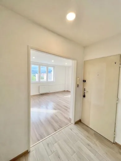 Na predaj 2-izbový byt, 53 m², Prievidza, B. Björnsona