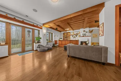 Na predaj 14-izbový rekreačný dom, 200 m², Modra, Moyzesova