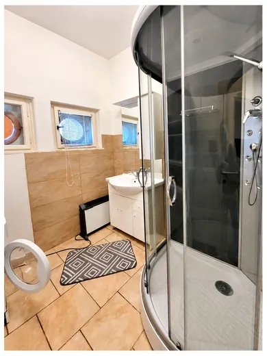 Na prenájom 2-izbový byt, 70 m², Banská Bystrica, Bellušova