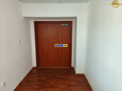 Na prenájom komerčné, 26 m², Martin, Centrum