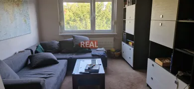 Na predaj 3-izbový byt, 78 m², Nové Zámky