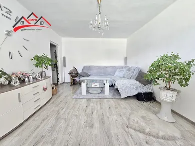 Na predaj 3-izbový byt, 74 m², Prievidza, Š. Králika