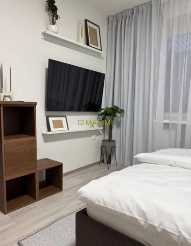 Na predaj 1-izbový byt, 22 m², Bratislava-Staré Mesto, Záhradnícka