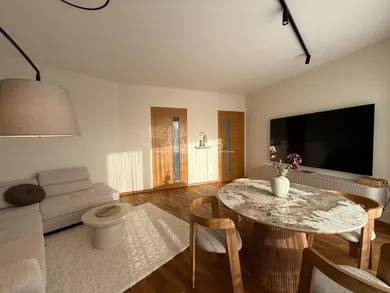 Na prenájom 4-izbový byt, 97 m², Bratislava-Karlova Ves
