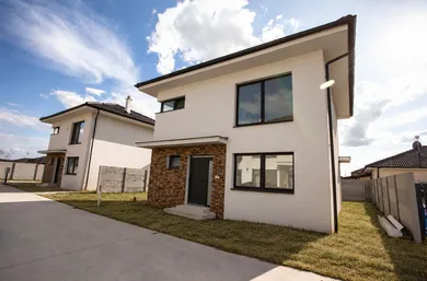 Na predaj dom, 107 m², Lehnice