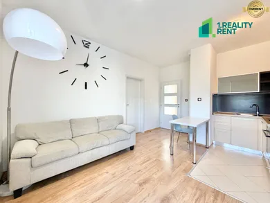 Na predaj 3-izbový byt, 50 m², Žilina, Obchodná