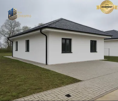 Domy na sprzedaż, 4-pokojowe, Cífer · €235 000