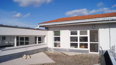 Na predaj objekt, 209 m², Budmerice, Biely vŕšok