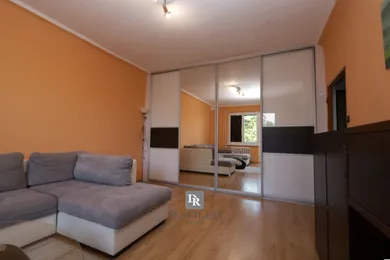 Na prenájom 1-izbový byt, 44 m², Bratislava-Ružinov, Ostredková