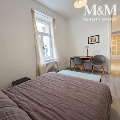 Na prenájom 2-izbový byt, 63 m², Bratislava-Staré Mesto