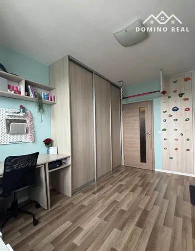 Na predaj 3-izbový byt, 74 m², Piešťany, Mateja Bela