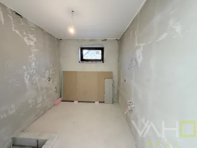 Na predaj 5-izbový dom, 135 m², Trnava, Oravné