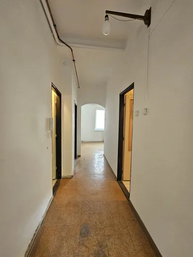 Na predaj 3-izbový byt, 56 m², Bratislava-Staré Mesto, Francisciho