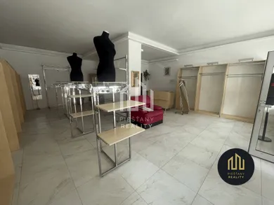Na prenájom komerčné, 64 m², Piešťany, Nálepkova