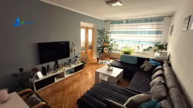 Mieszkania na sprzedaż, 3-pokojowe, Banská Bystrica · €213 000