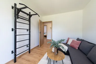 Na predaj 4-izbový dom, 120 m², Svätý Kríž