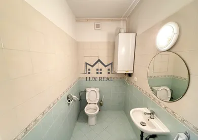 Na prenájom 2-izbový byt, 87 m², Piešťany, M. Waltariho