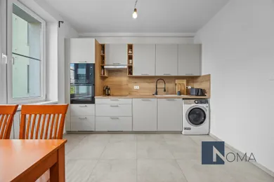 Na predaj 3-izbový byt, 82 m², Bratislava-Ružinov, Zvolenská