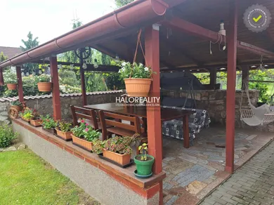 Na predaj dom, 250 m², Bzovská Lehôtka