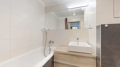 Na predaj 1-izbový byt, 24 m², Bratislava-Petržalka
